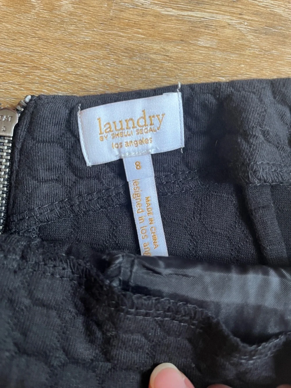 New Laundry by Shelli Segal Black Quilted Mini Skirt Size 8 NWT